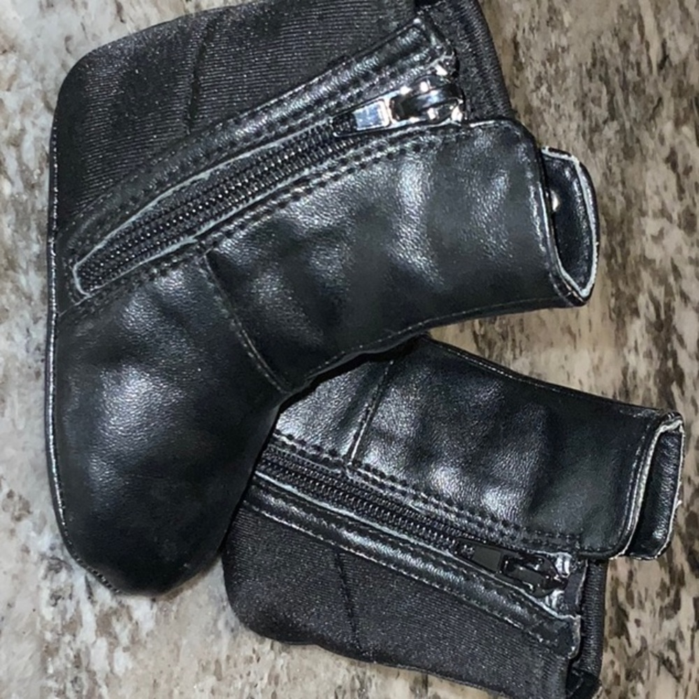 Adorable baby boots! Stuart Weitzman BLK Leather